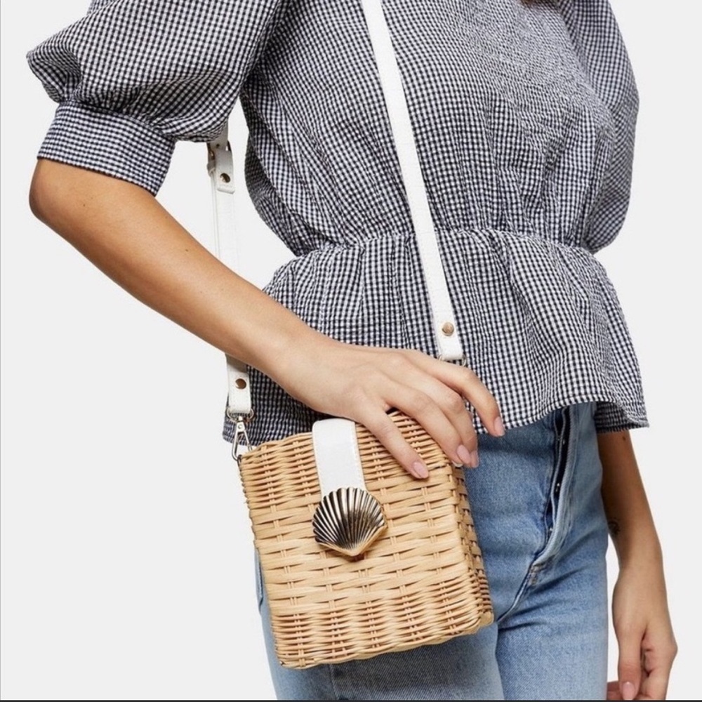 Topshop Straw Wicker Crossbody Bag Seashell Removable Strap White Gold NWOT.